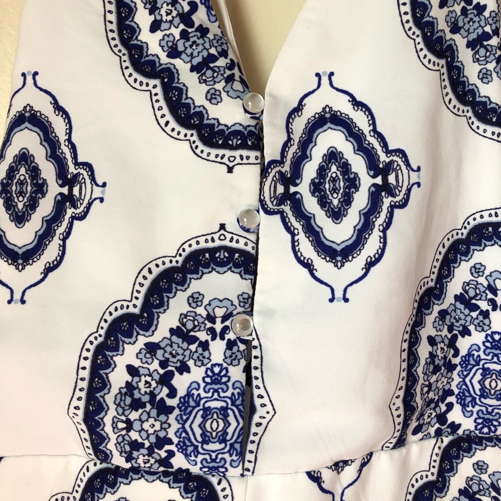 Pattern Romper  NWOT - Picture 3 of 5